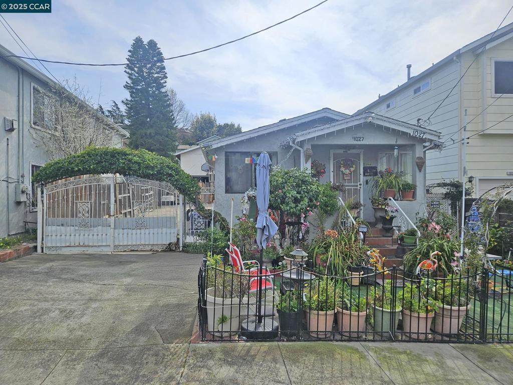 1027 3Rd St - Photo 1