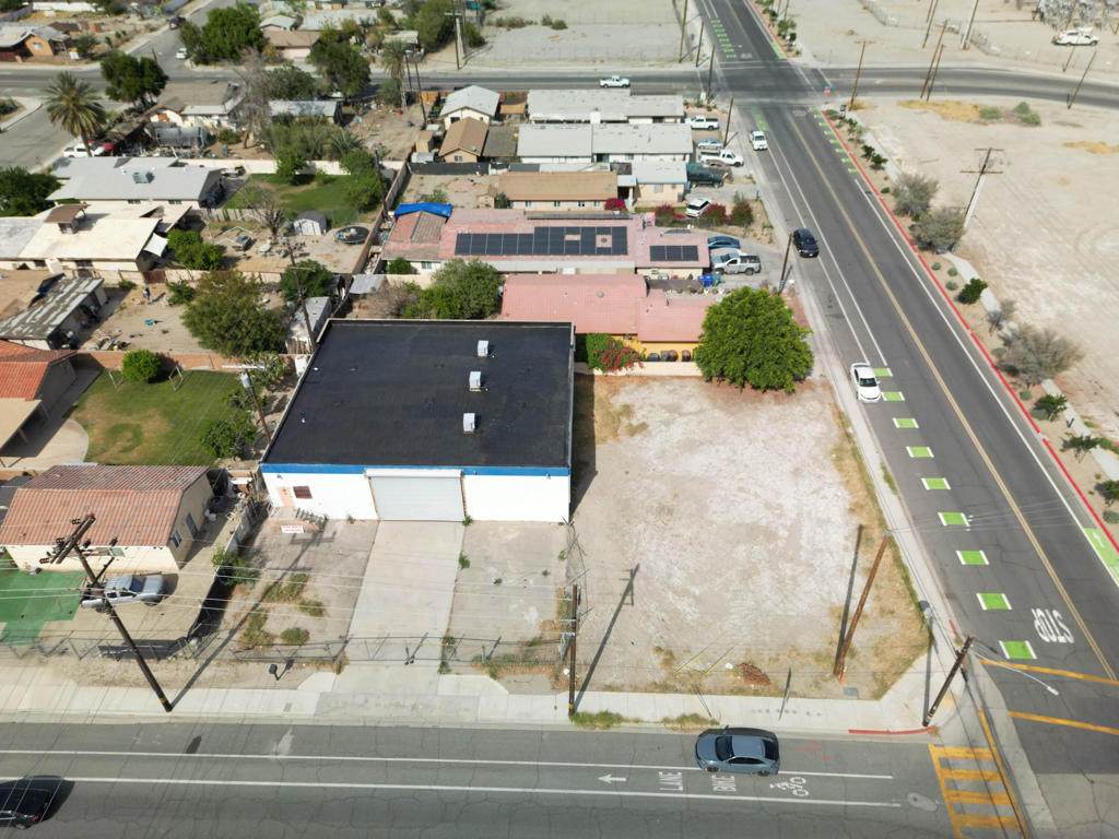 1190 Orchard Street - Photo 1