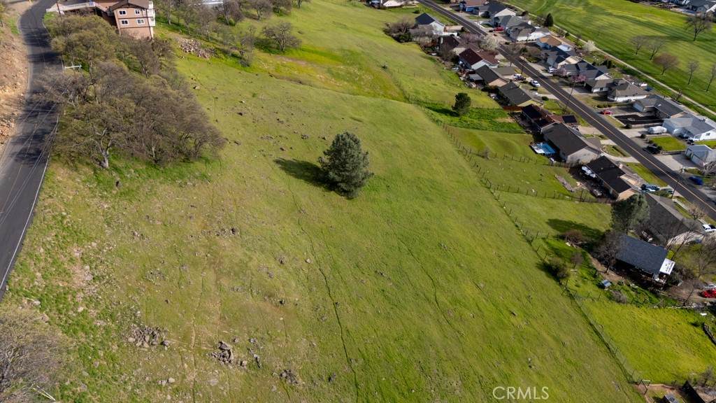 18619 Lakeridge Circle - Photo 1