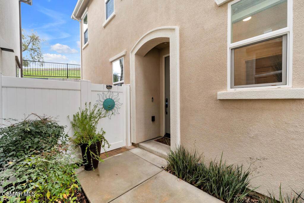 8565 Walnut Way - Photo 1