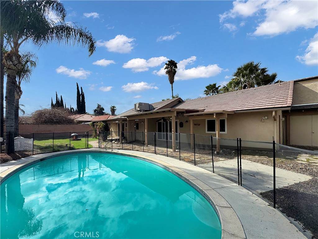 43158 San Mateo Way - Photo 1