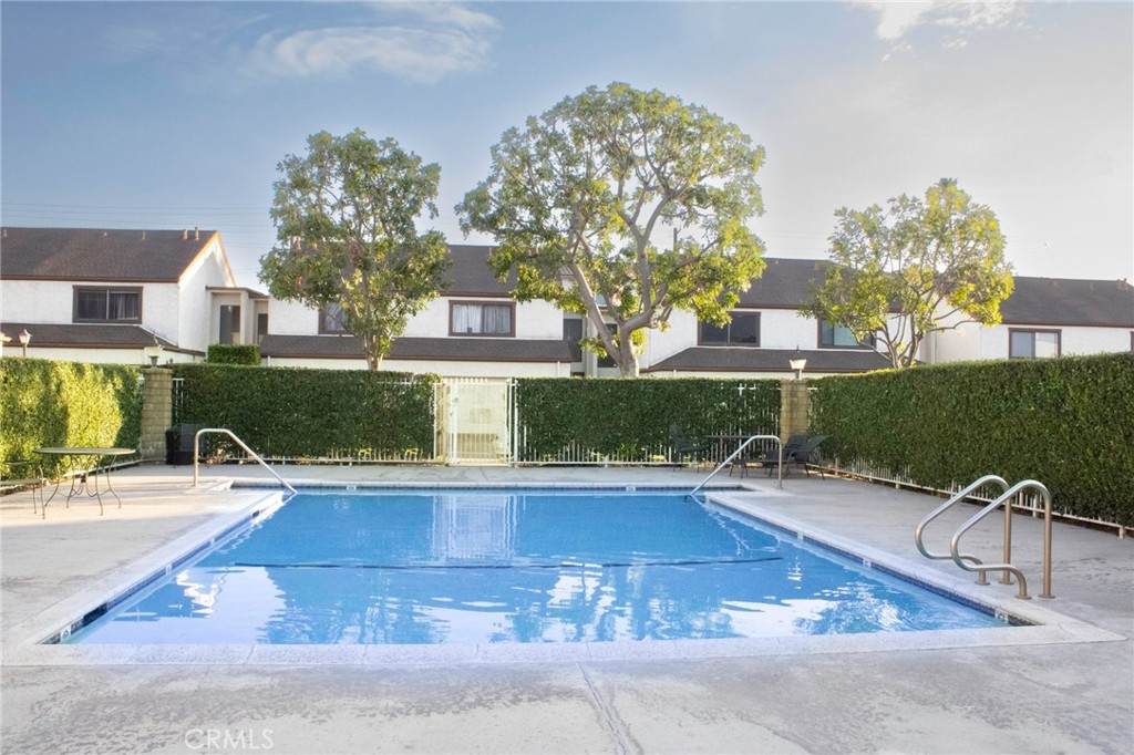 821 Cerritos Avenue - Photo 1
