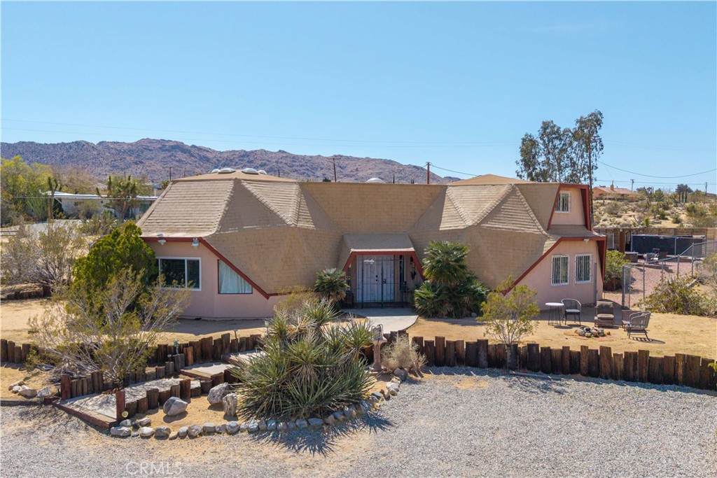 6888 Sunnyhill Road - Photo 1
