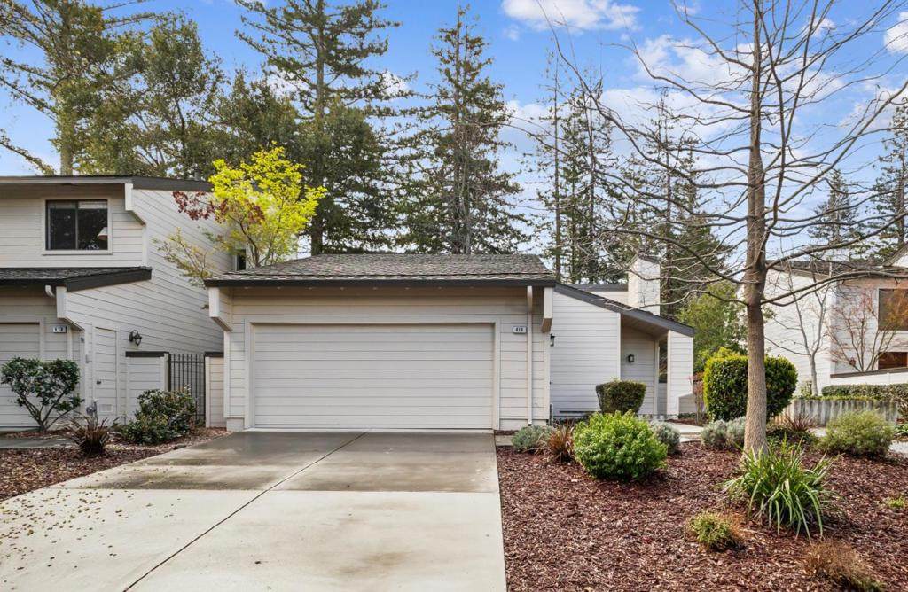 416 Clearview Drive - Photo 1