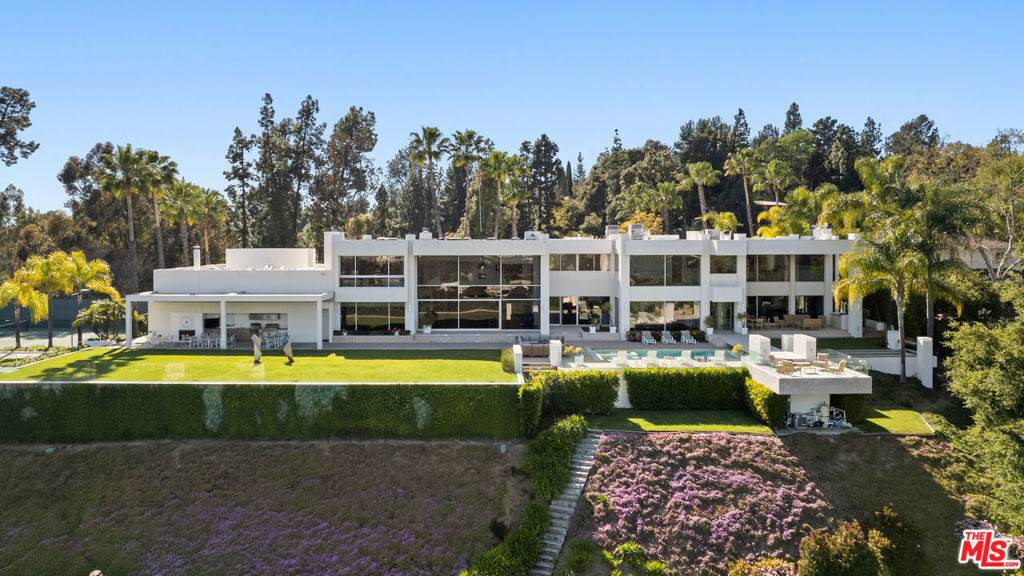 300 San Rafael Avenue - Photo 1