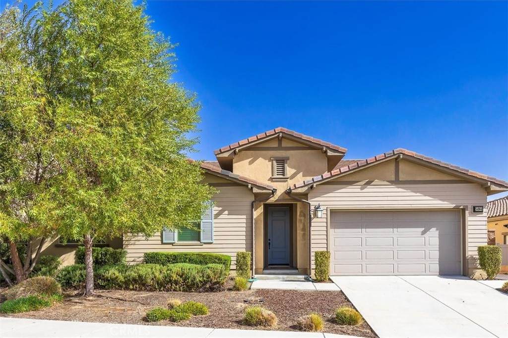 34904 Windwood Glen Lane - Photo 1