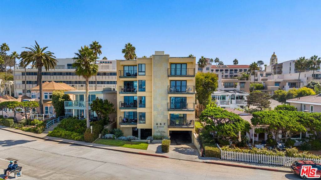 https://bt-photos.global.ssl.fastly.net/socal/orig_boomver_2_374213855-2.jpg