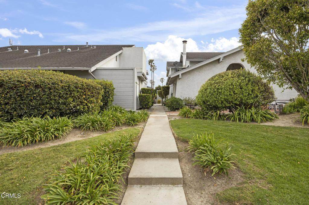 2515 Harbor Boulevard - Photo 1