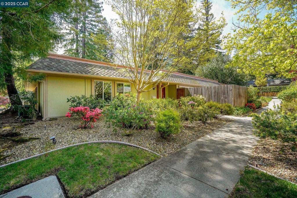 1625 Skycrest Dr - Photo 1