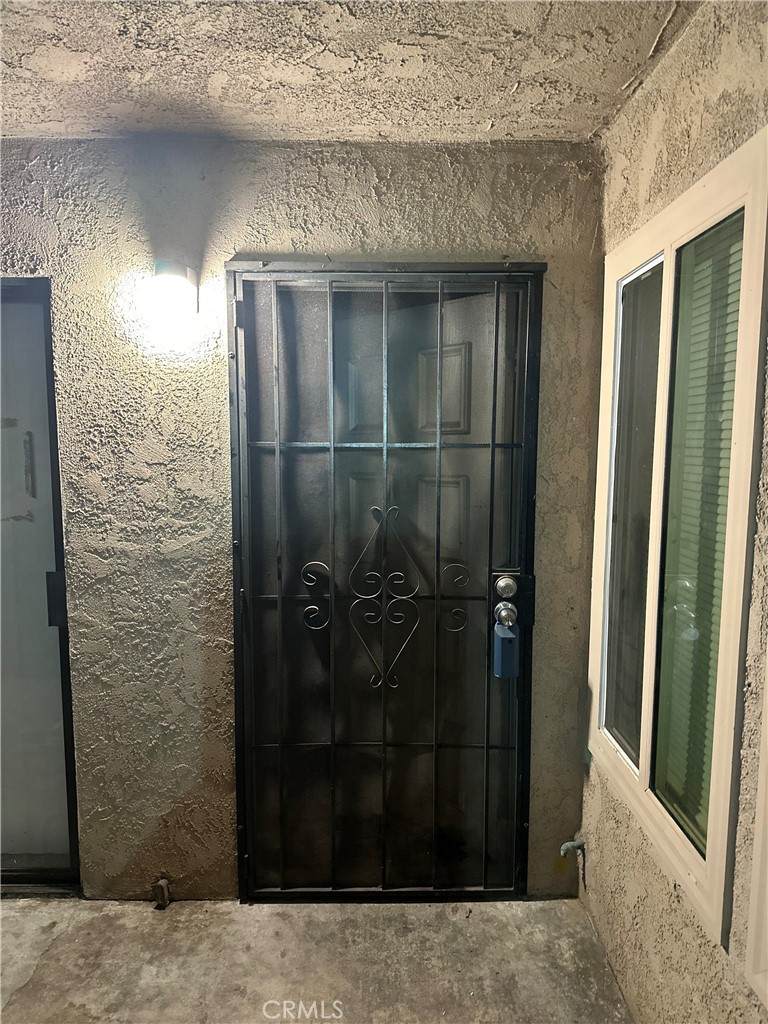 2455 West Acacia Avenue - Photo 1