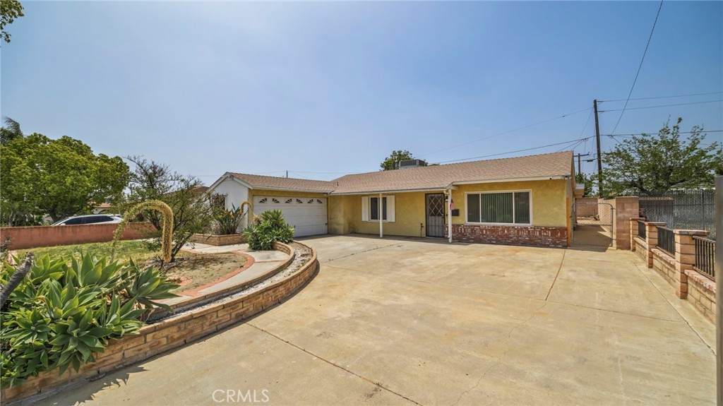 1190 Willow Avenue - Photo 1
