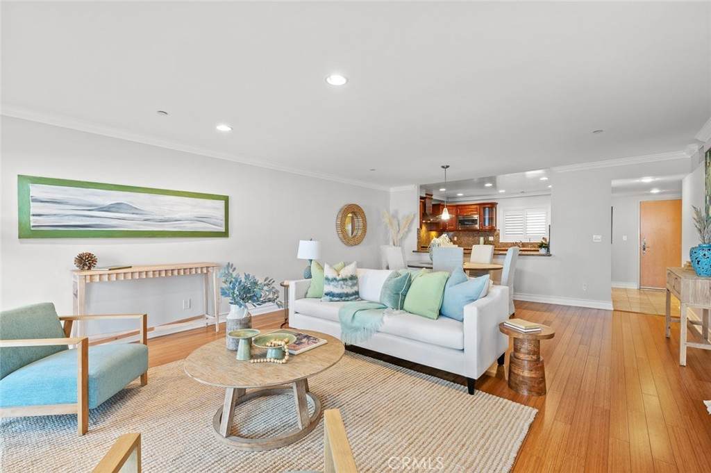 1828 Glendon Avenue - Photo 1