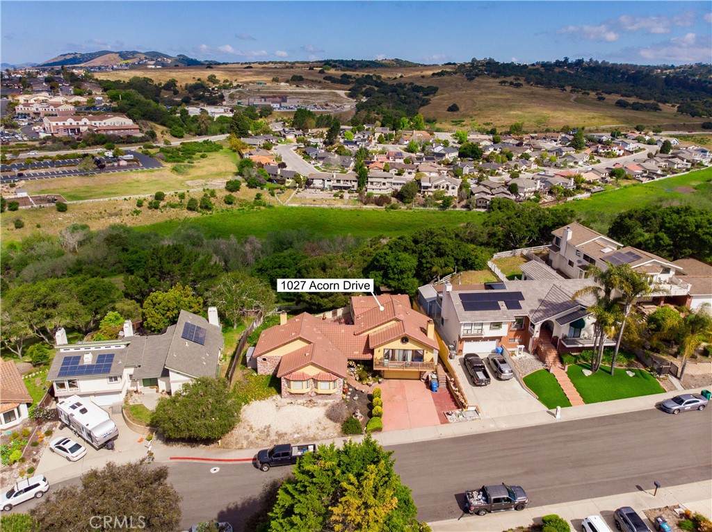 1027 Acorn Drive - Photo 1