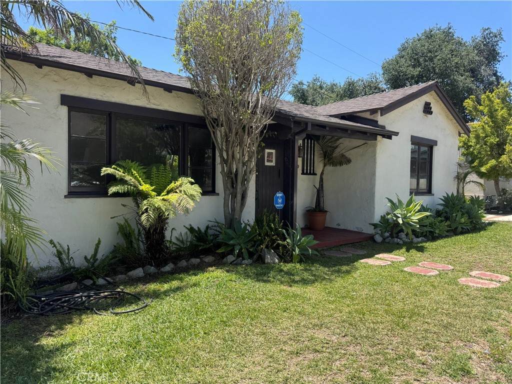 1960 Olive Way - Photo 1