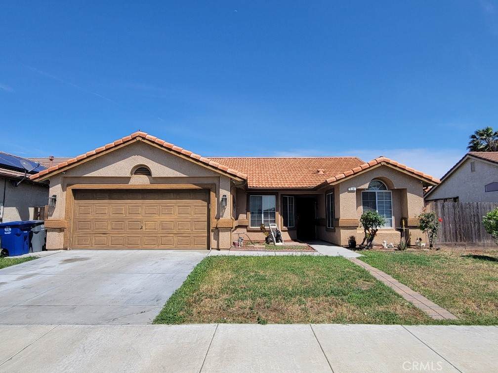 628 Vintner Street - Photo 1
