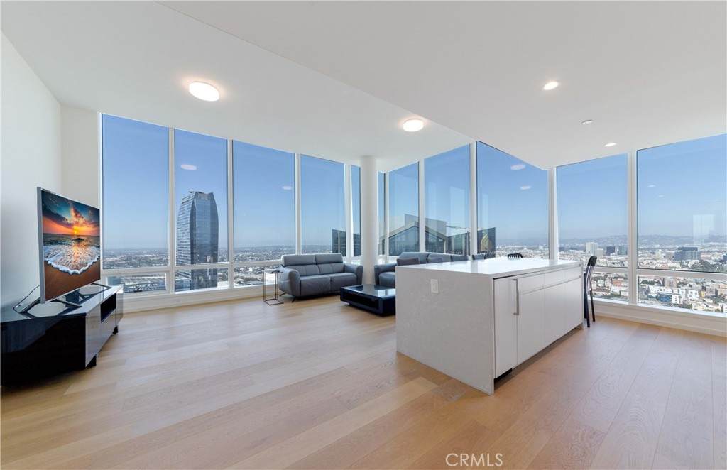 877 Francisco Street - Photo 1