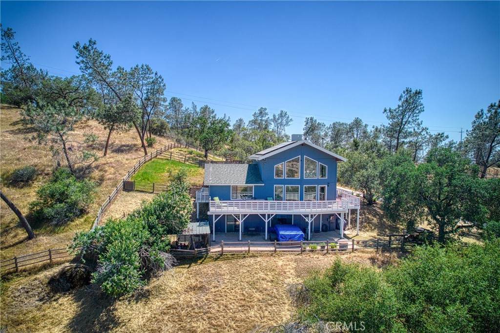 41576 Road 406 - Photo 1