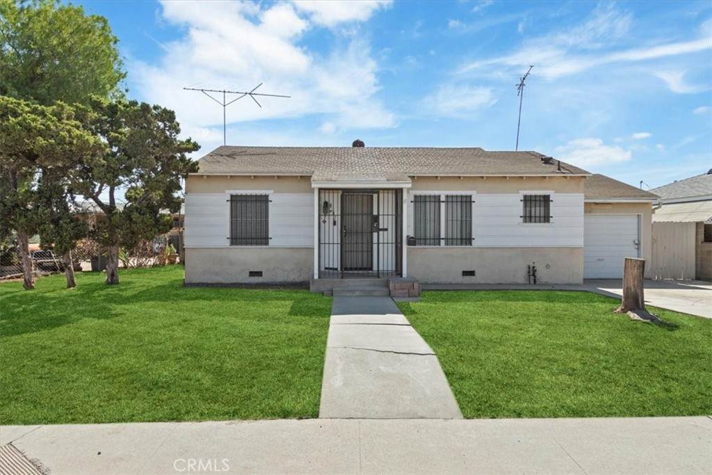 8942 Ilex Avenue - Photo 1