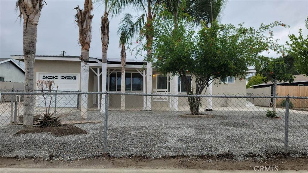 880 State Street - Photo 1