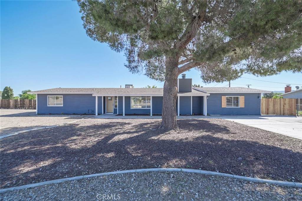 21006 Pine Ridge Avenue - Photo 1