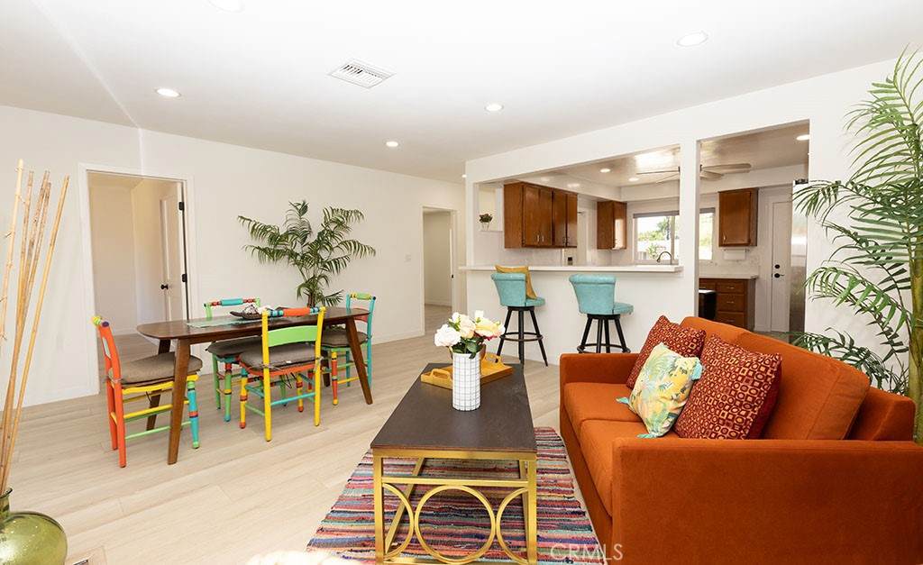 1537 Brookdale Place - Photo 1