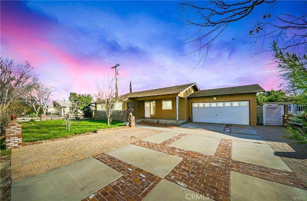 5306 Avenue M4 - Photo 1