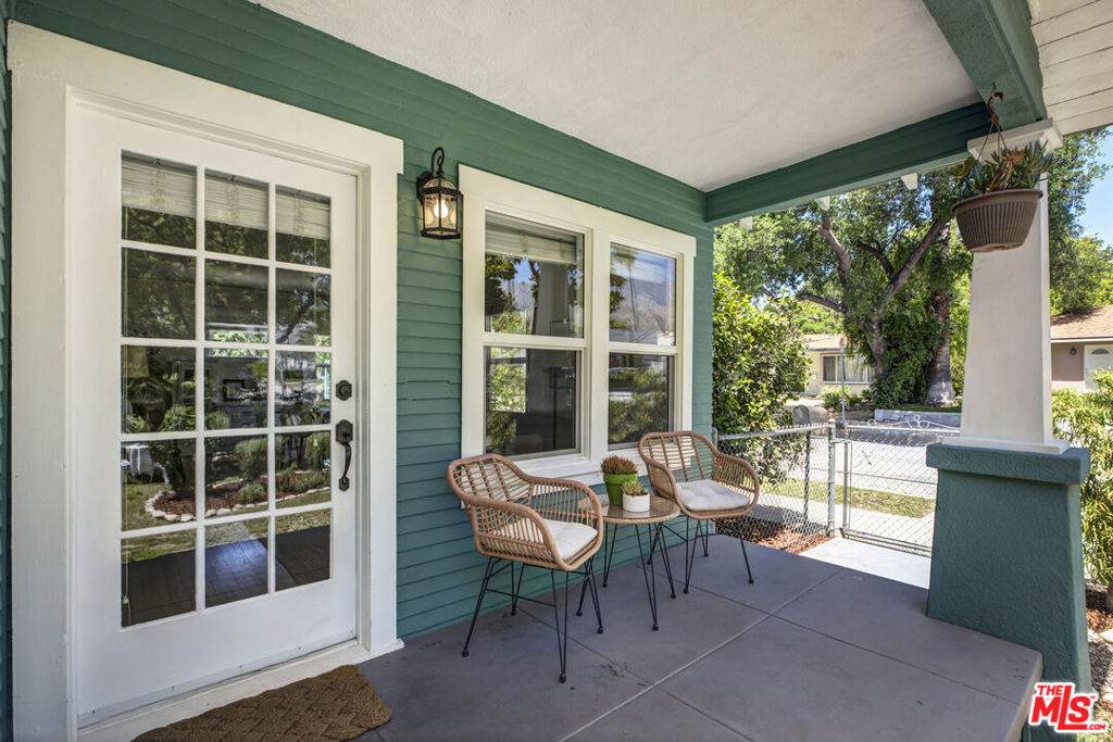 1454 Elizabeth Street - Photo 1