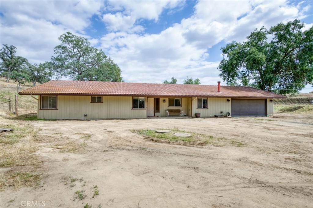 22630 Stagecoach Lane - Photo 1