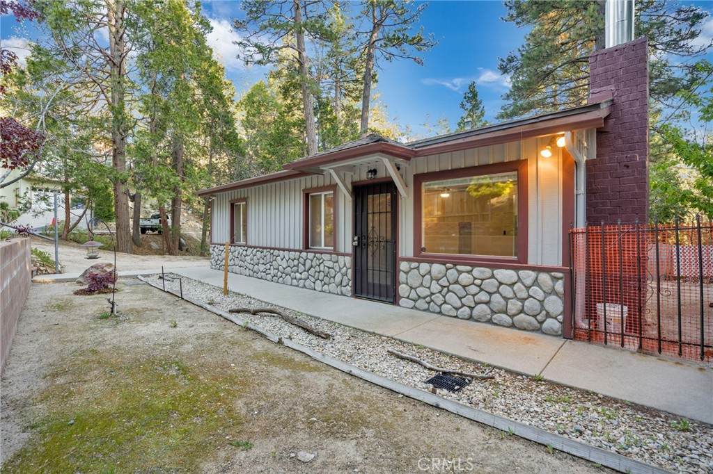32159 Cove Circle - Photo 1
