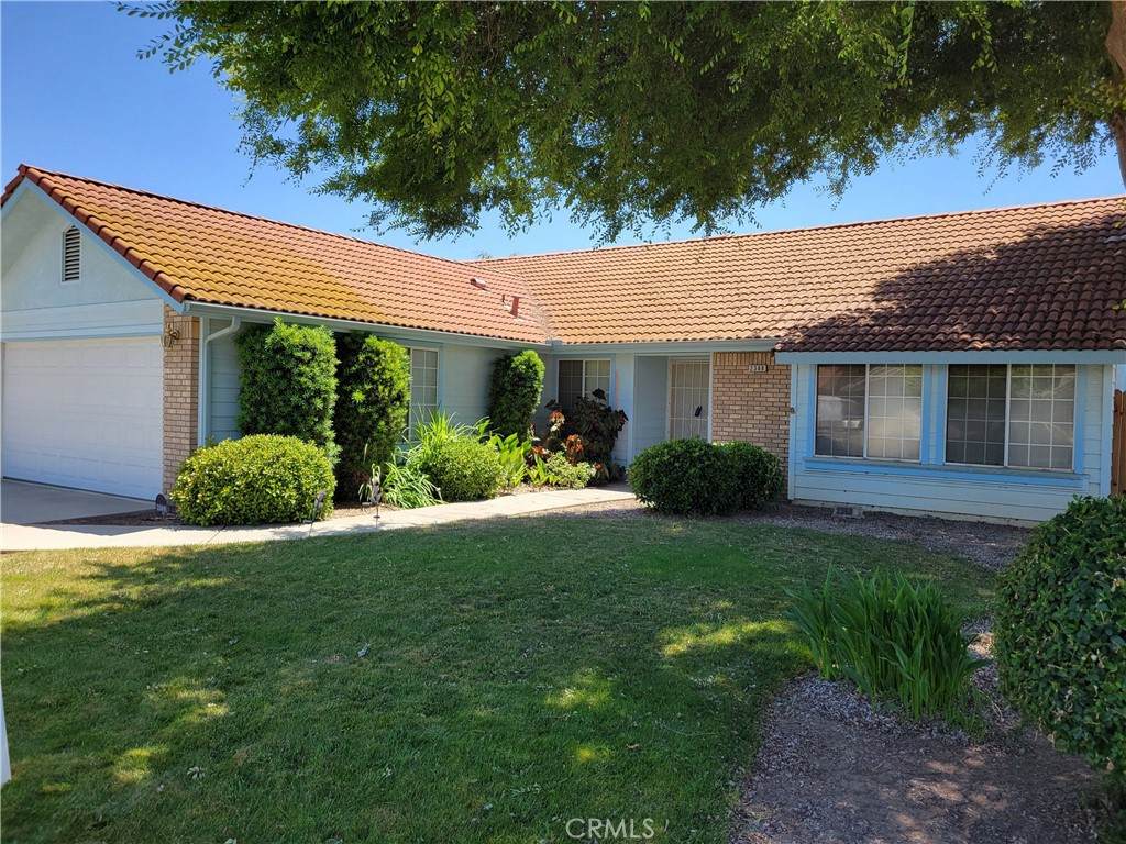 2368 Beechwood Way - Photo 1