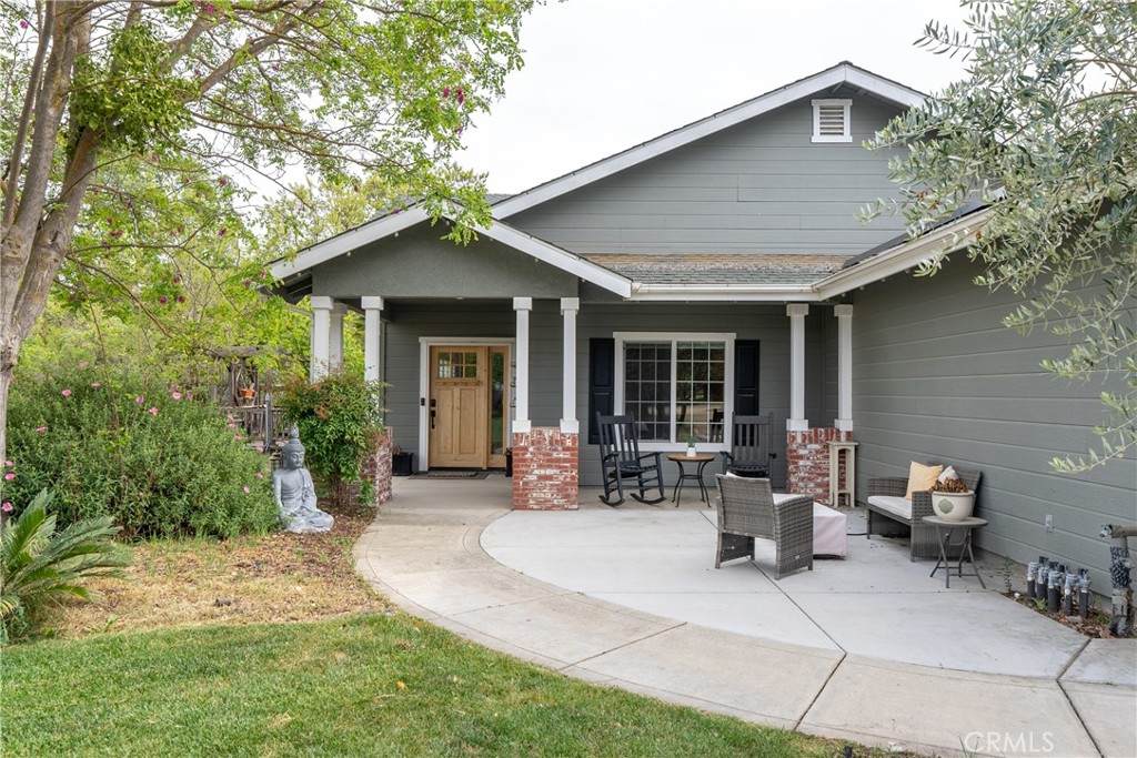 7915 Whispering Trails Place - Photo 1