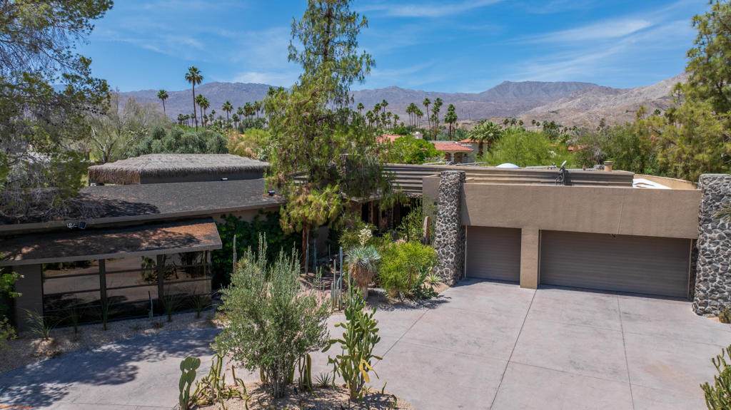 73297 Grapevine Street - Photo 1