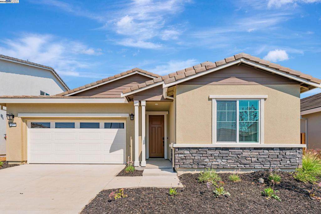 351 Astilbe Street - Photo 1