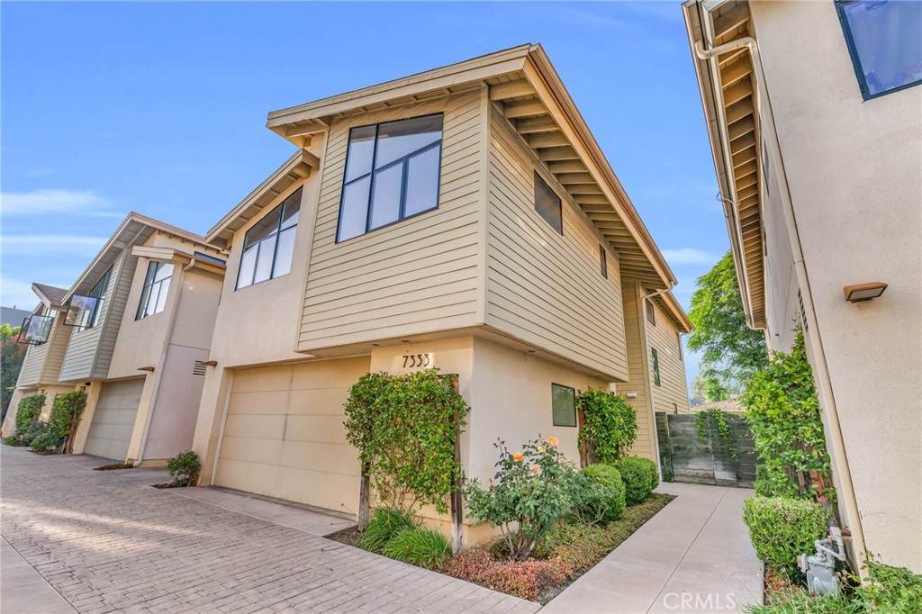 7333 Tampa Avenue - Photo 1