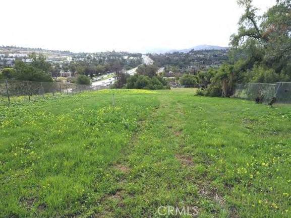 538 Plumosa Ave - Photo 1