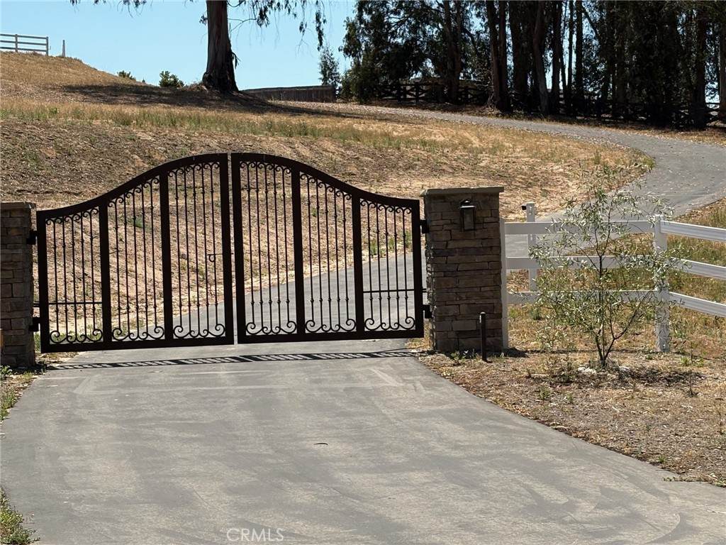 1225 Dawn Road - Photo 1