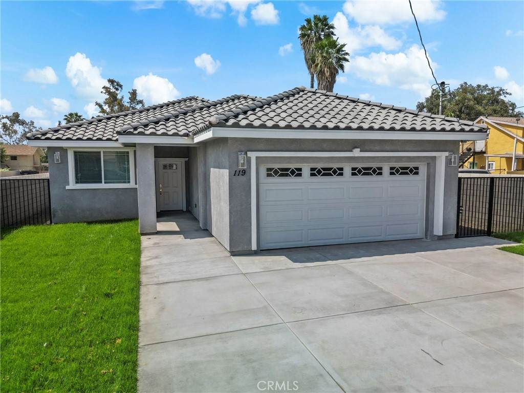 119 9th Street - Photo 1