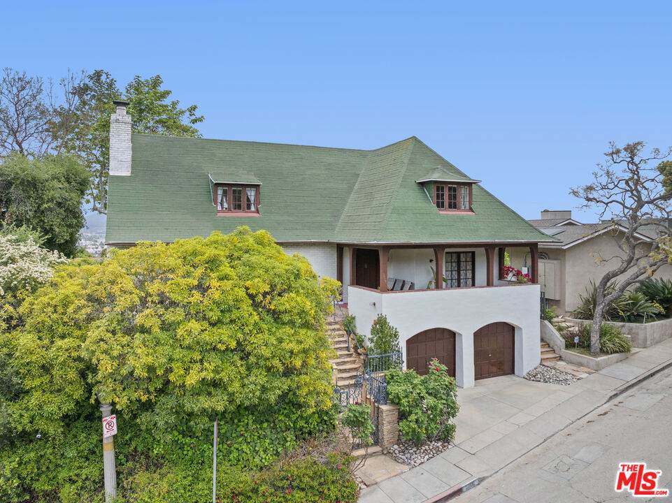 3806 Carnavon Way - Photo 1