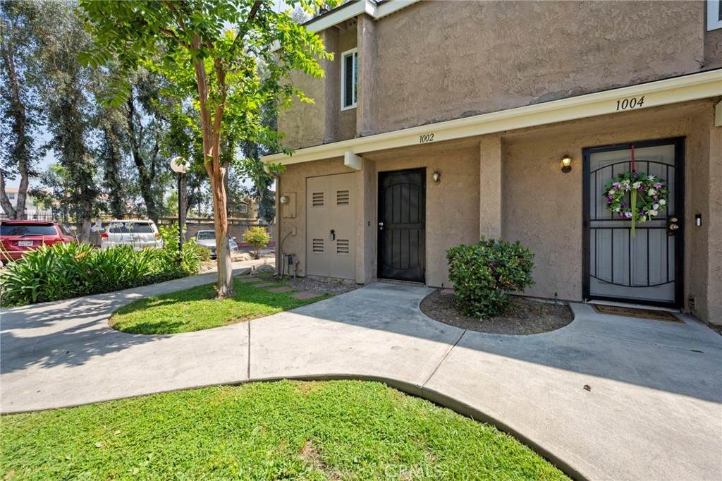1002 Palmetto Avenue - Photo 1