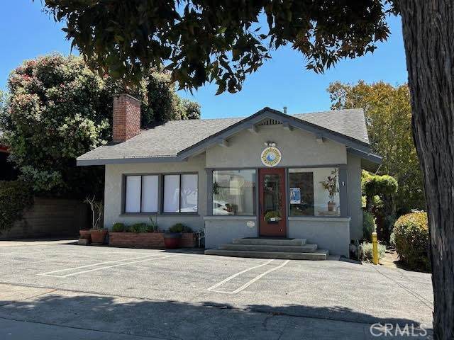 560 Morro Bay Boulevard - Photo 1