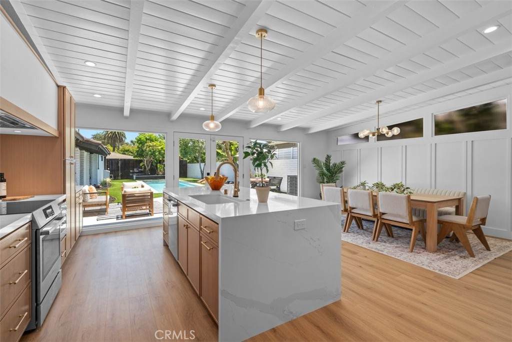 3830 Cedar Avenue - Photo 1