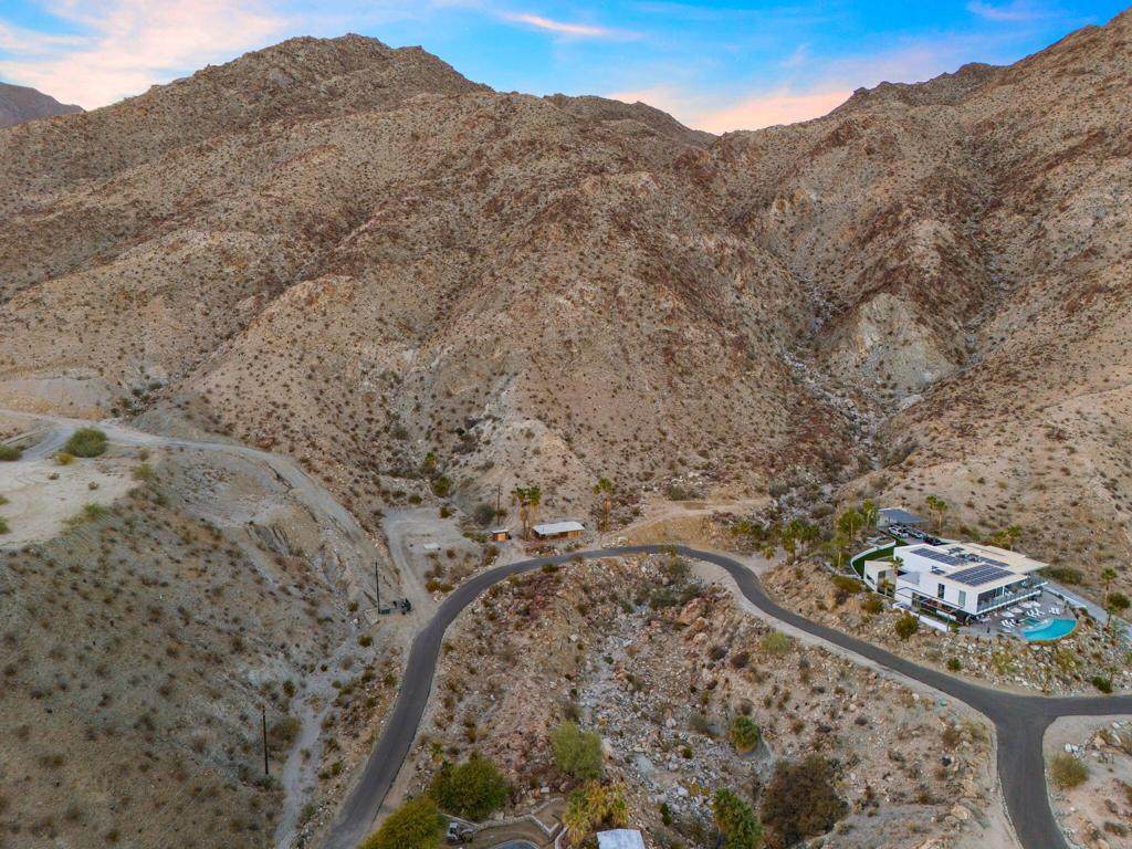 71120 Oasis Trail - Photo 1