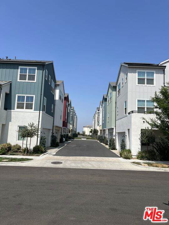 https://bt-photos.global.ssl.fastly.net/socal/orig_boomver_2_374544302-2.jpg