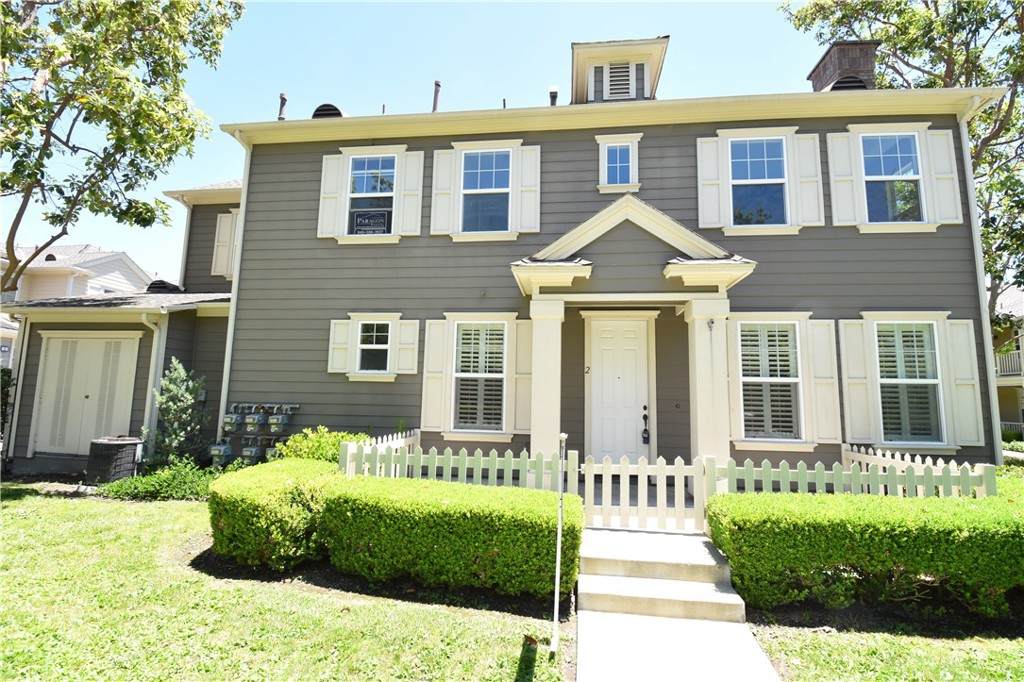 2 Lynde Street - Photo 1