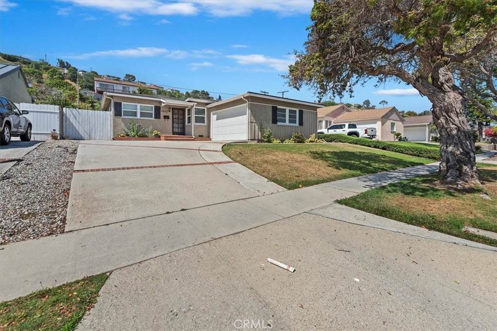 4402 Highgrove Avenue - Photo 1