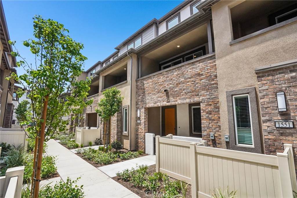 1549 Stratus Drive - Photo 1
