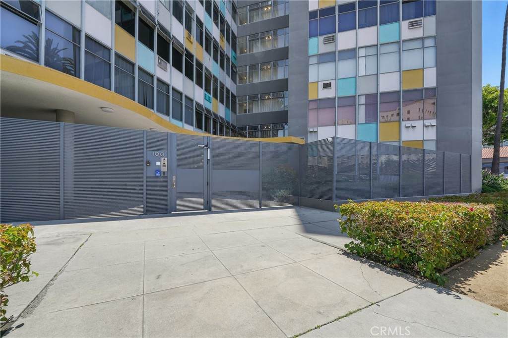 100 Atlantic Avenue - Photo 1