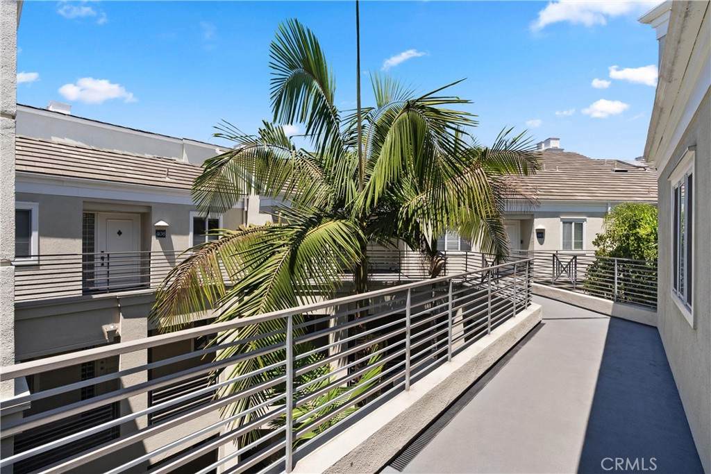 2243 Martin - Photo 1