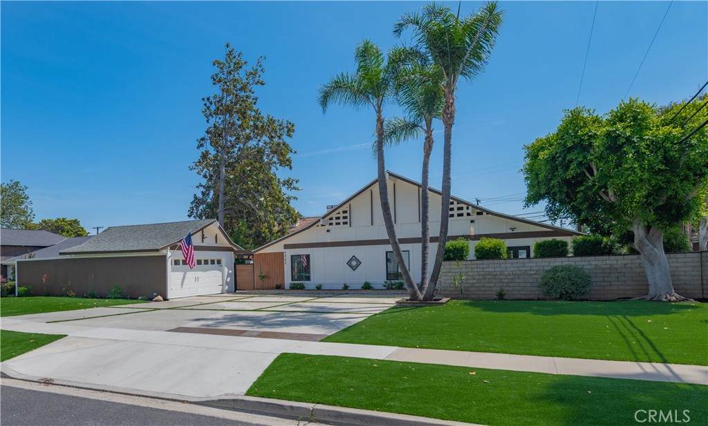 1242 Flaminian Way - Photo 1
