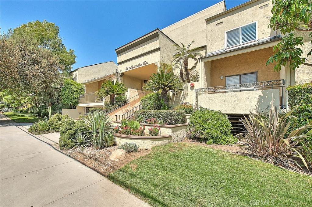 64 Mar Vista Avenue - Photo 1